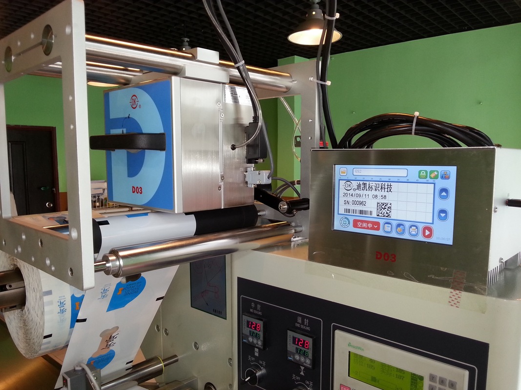 Imprimante à transfert thermique DIKAI D03S avec tête d'impression de 32 mm pour l'impression de codes QR et de codes-barres dans les usines de fabrication